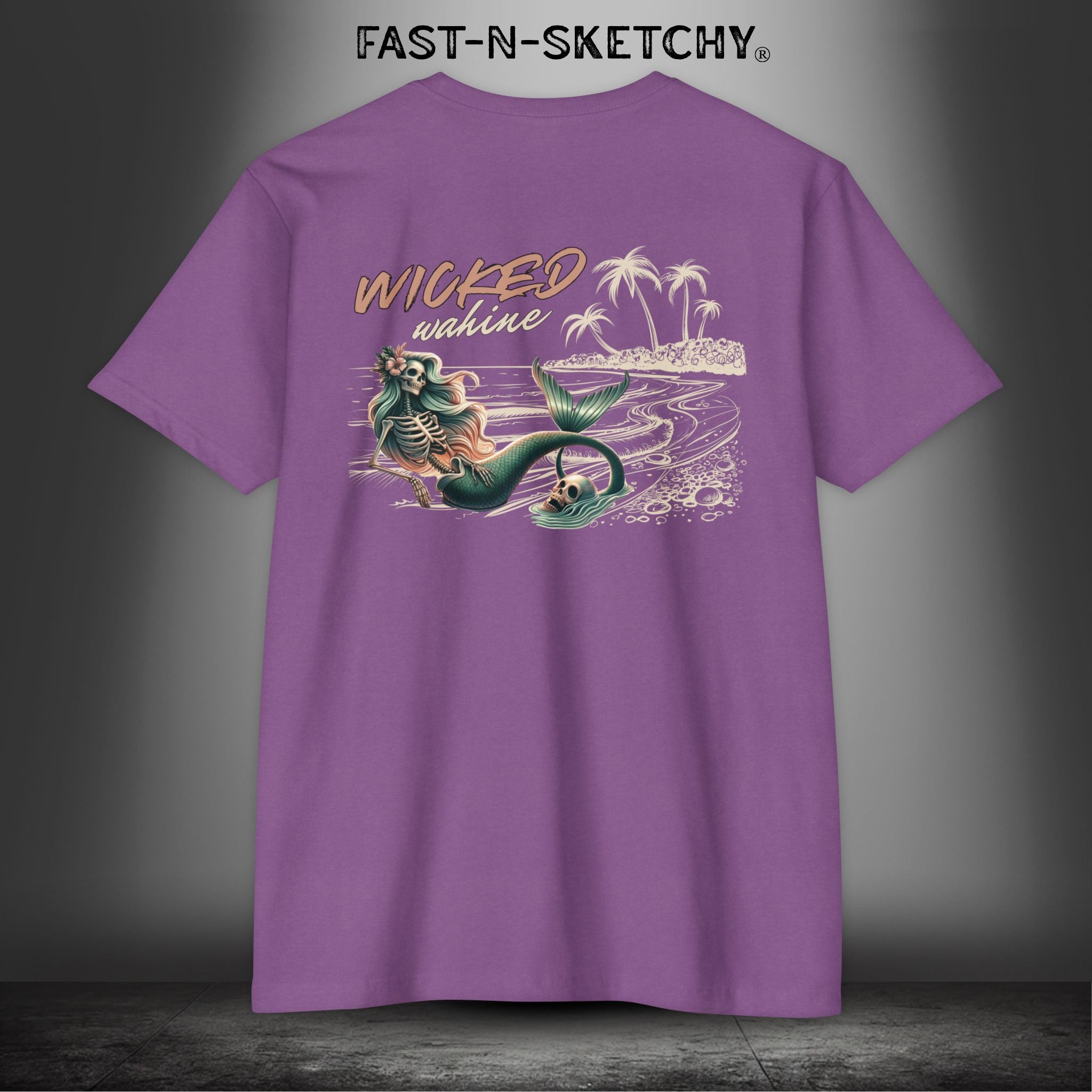 Wicked Wahine - FAST-N-SALTY: T-Shirt