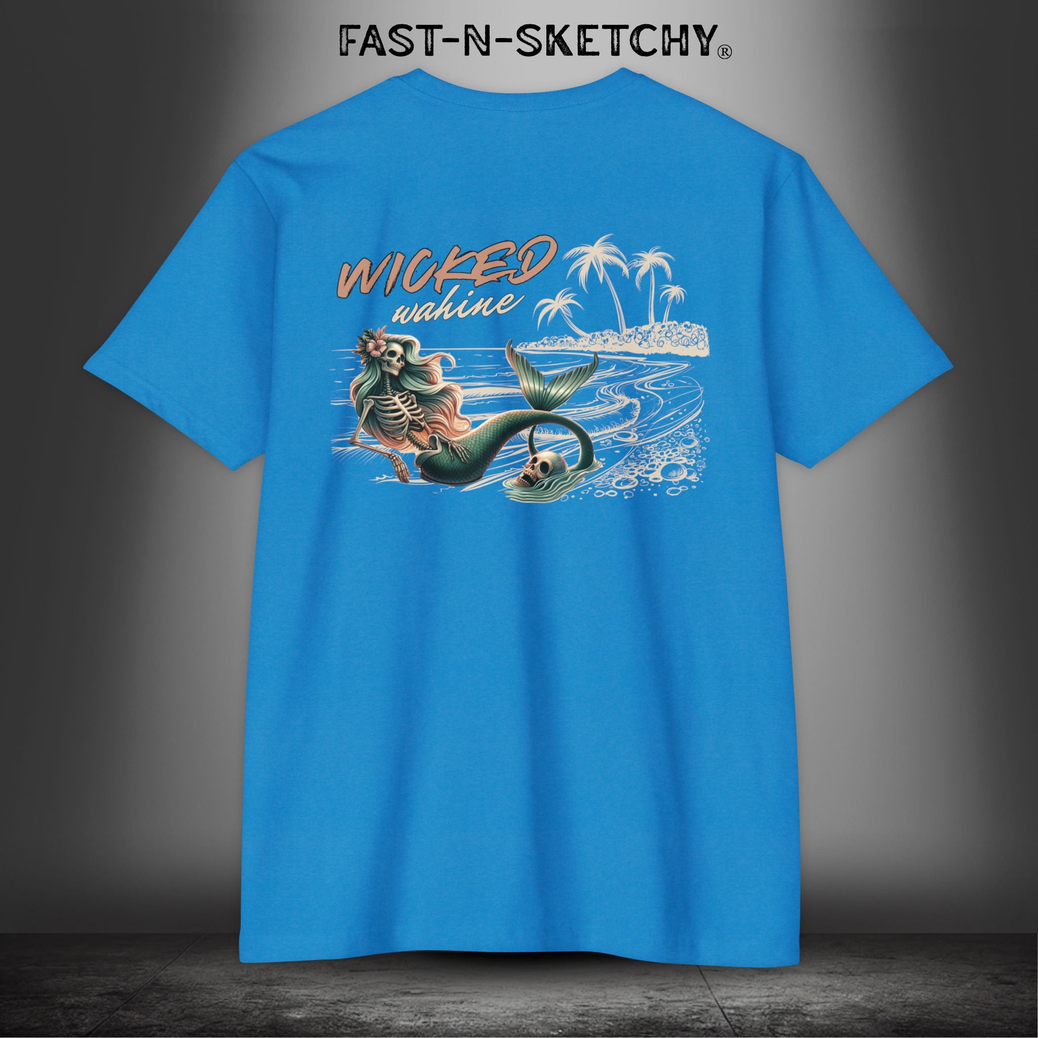 Wicked Wahine - FAST-N-SALTY: T-Shirt
